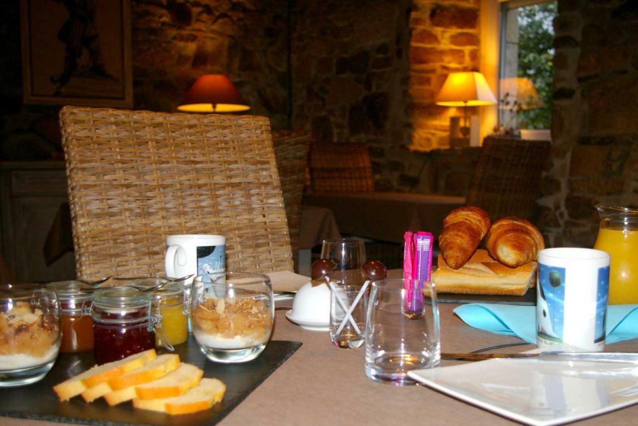 Le Colombier Bretagne Bed & Breakfast Louannec Exterior photo